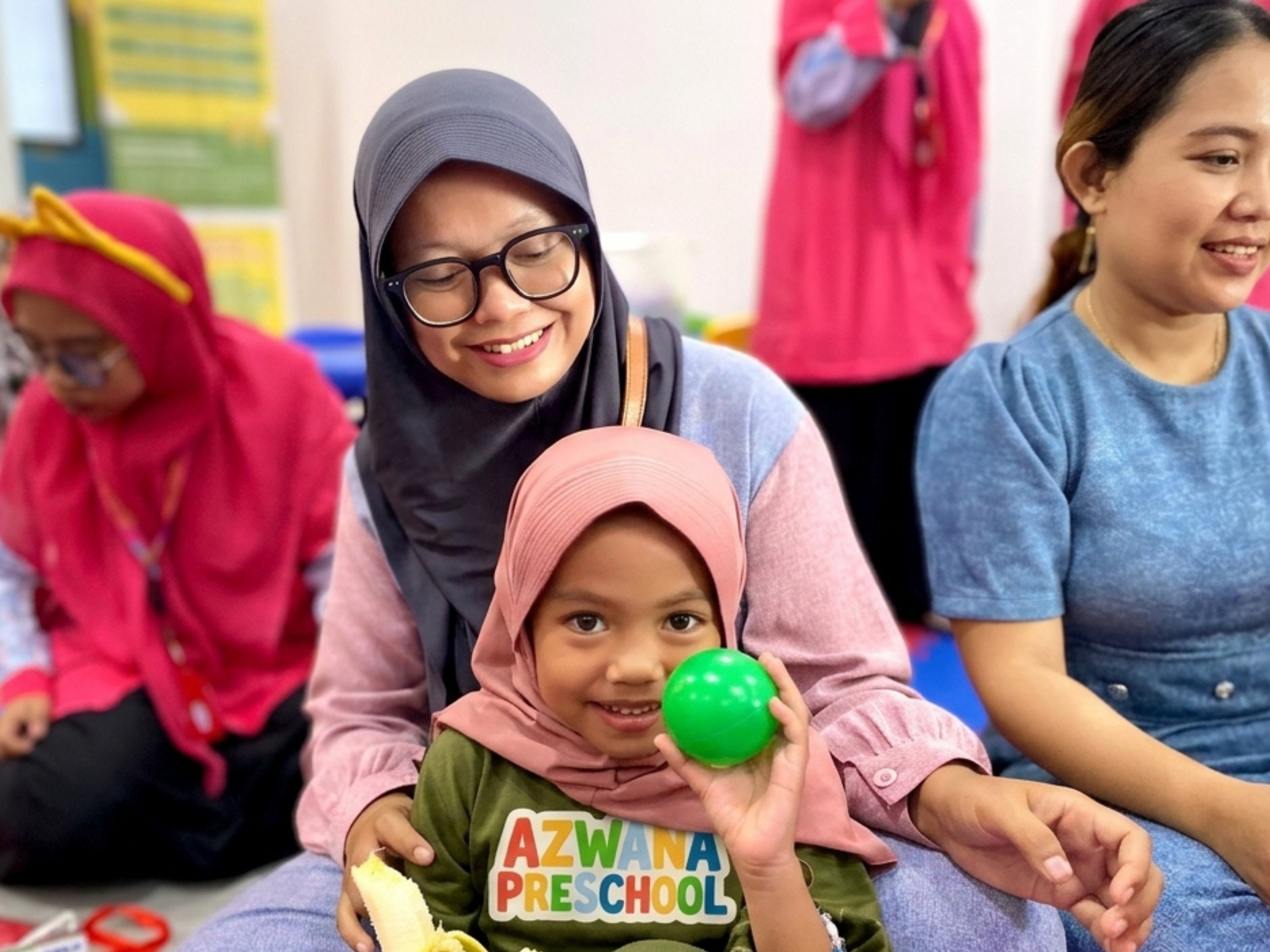 Sesi Parenting Class bersama orang tua dan anak di Azwana Preschool